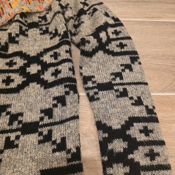 Baciano Cardigan Sweater - Picture 6 of 8